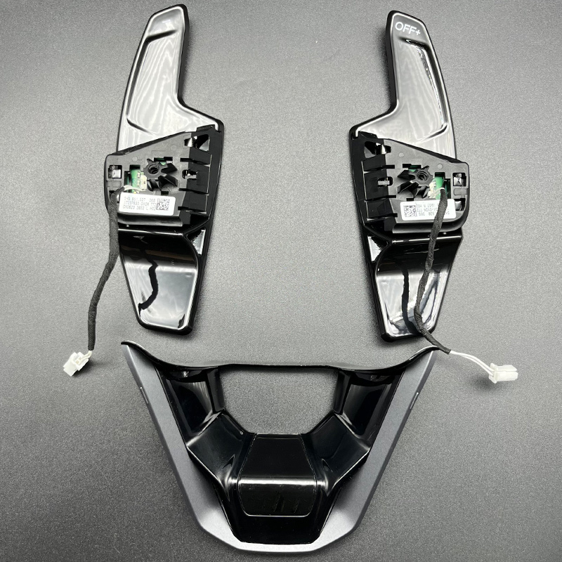 フォルクスワーゲン ゴルフ 8 GTI MK8用ステアリング - Golf Equipment Logo のレビューと価格